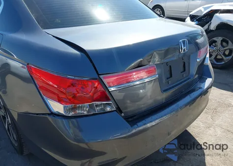 2012 Honda Accord Sdn 2.4 Ex-L/Ex-L z USA, uszkodzony, nr VIN 1HGCP2F82CA073629